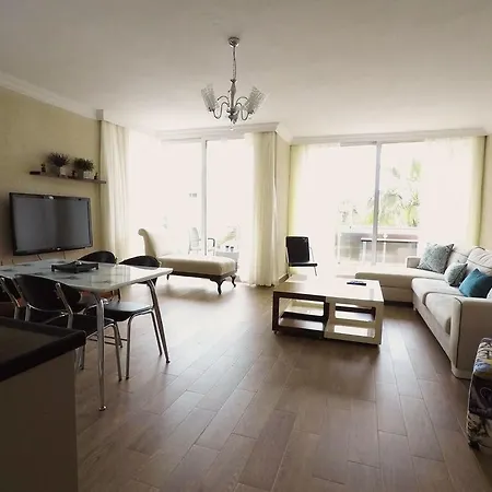 아파트 Duran Homes Arslan